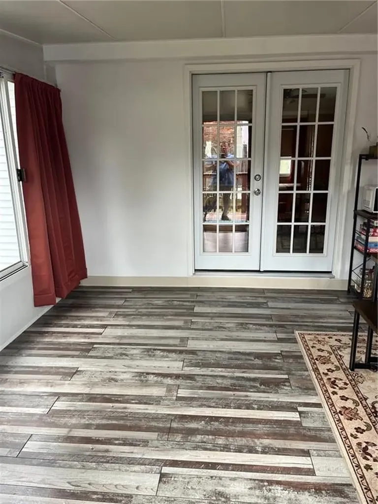 26 Atlantic Avenue Warwick RI 02888