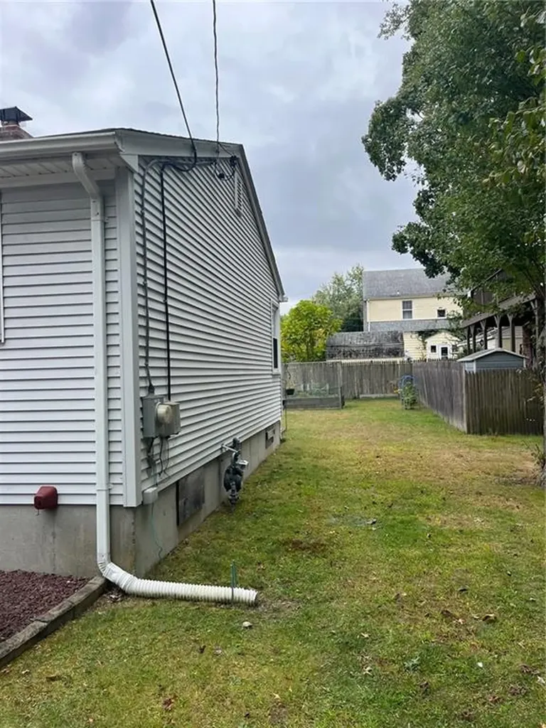 26 Atlantic Avenue Warwick RI 02888