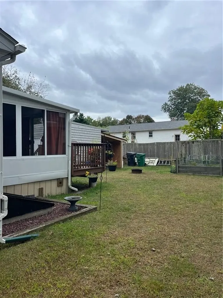 26 Atlantic Avenue Warwick RI 02888