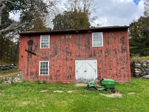 88 Burlingame Lane Glocester RI 02814