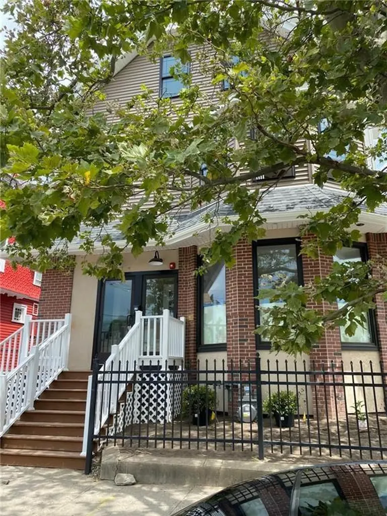728 Broad Street Providence RI 02907