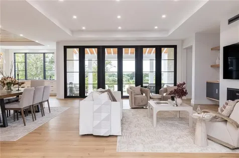 18 Sachuest Drive Middletown RI 02842