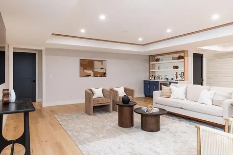 18 Sachuest Drive Middletown RI 02842