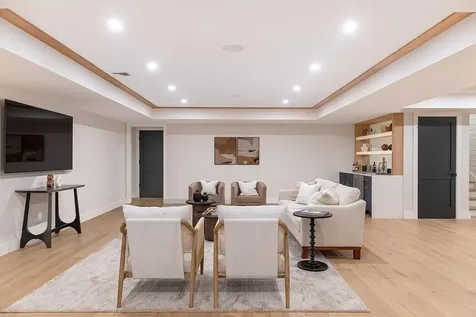 18 Sachuest Drive Middletown RI 02842