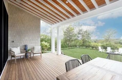 18 Sachuest Drive Middletown RI 02842