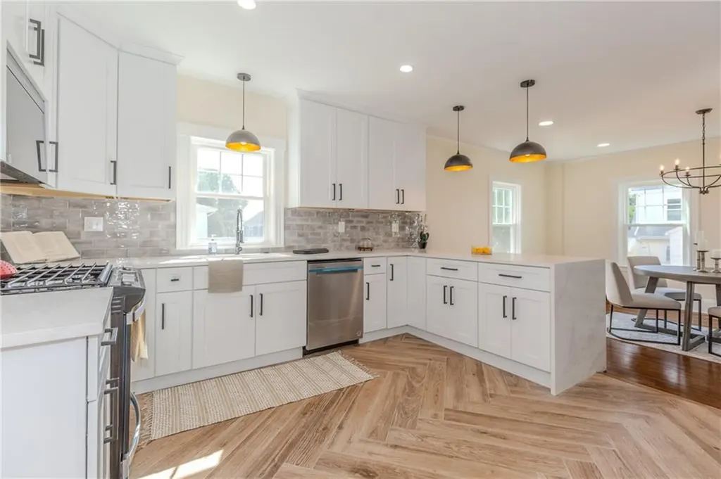 48 Harvard Street Pawtucket RI 02860