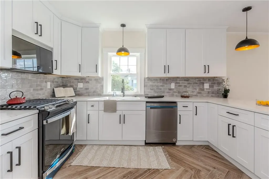 48 Harvard Street Pawtucket RI 02860