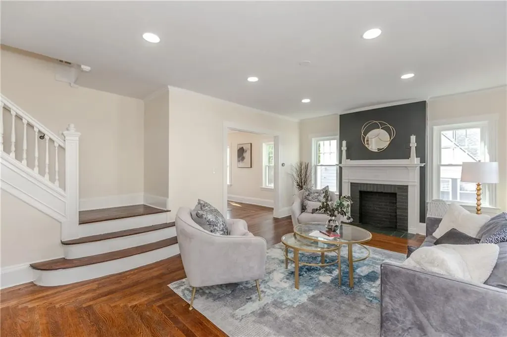 48 Harvard Street Pawtucket RI 02860