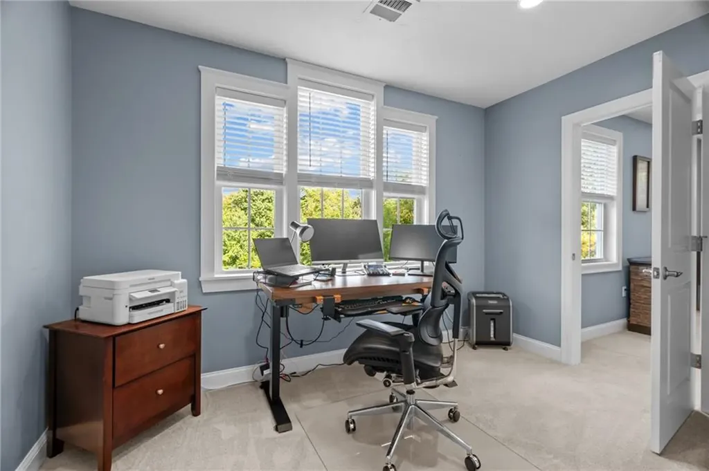 10 Corys Lane Cumberland RI 02864