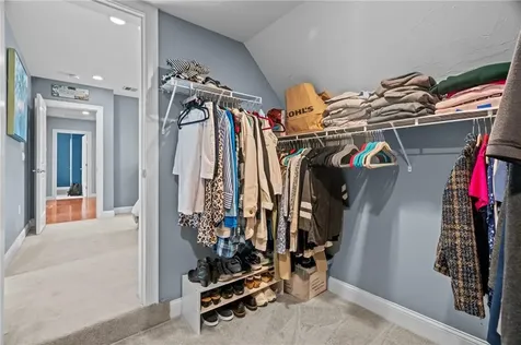 10 Corys Lane Cumberland RI 02864