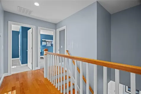 10 Corys Lane Cumberland RI 02864