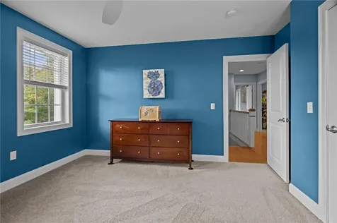 10 Corys Lane Cumberland RI 02864