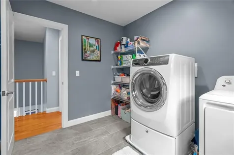 10 Corys Lane Cumberland RI 02864