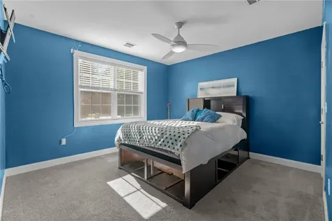 10 Corys Lane Cumberland RI 02864