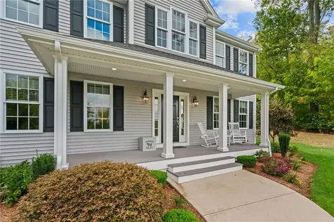 10 Corys Lane Cumberland RI 02864