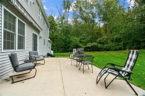 10 Corys Lane Cumberland RI 02864