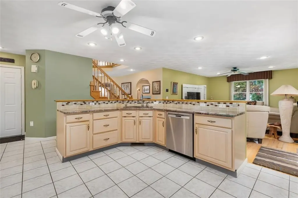39 Mark Drive Lincoln RI 02865