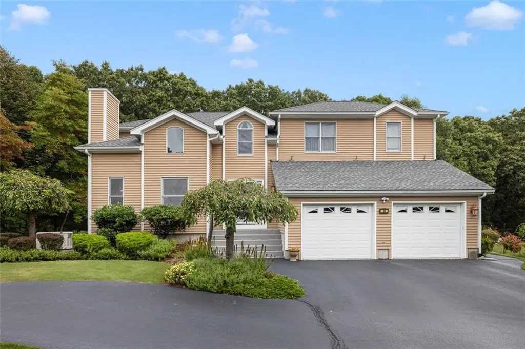 39 Mark Drive Lincoln RI 02865