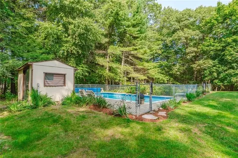 221 Provident Place Coventry RI 02816