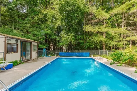 221 Provident Place Coventry RI 02816