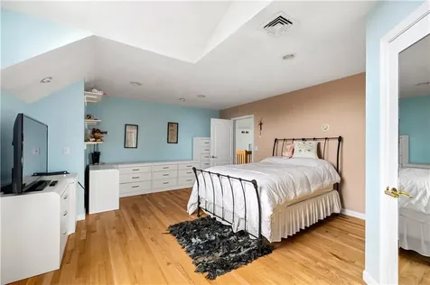 3 Scott Drive Lincoln RI 02865