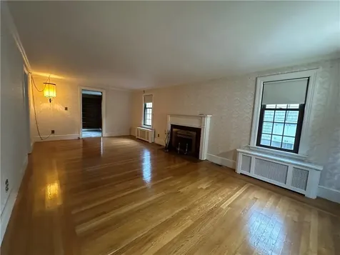 24 Alexander Mcgregor Road Pawtucket RI 02861