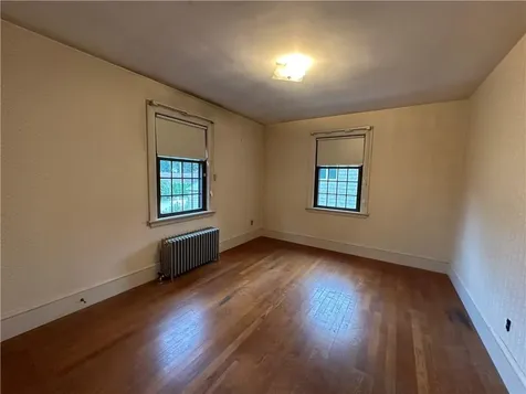 24 Alexander Mcgregor Road Pawtucket RI 02861