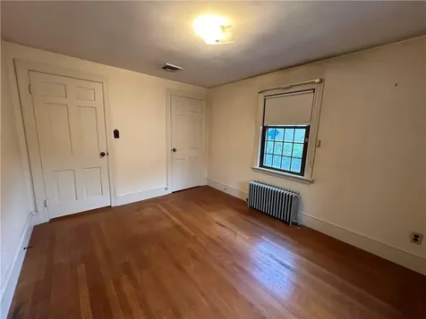 24 Alexander Mcgregor Road Pawtucket RI 02861