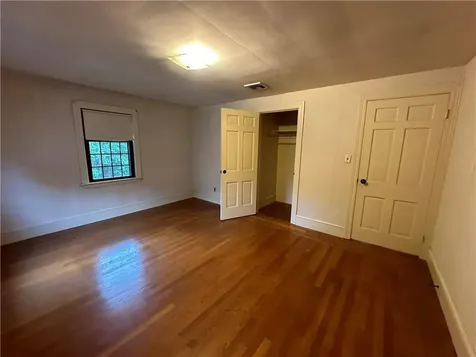 24 Alexander Mcgregor Road Pawtucket RI 02861