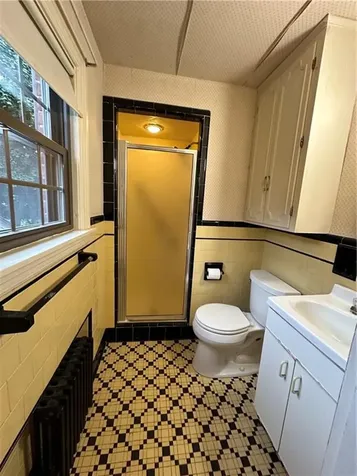 24 Alexander Mcgregor Road Pawtucket RI 02861