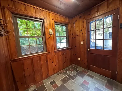 24 Alexander Mcgregor Road Pawtucket RI 02861