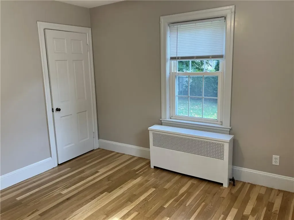 78 Edgemere Road Pawtucket RI 02861