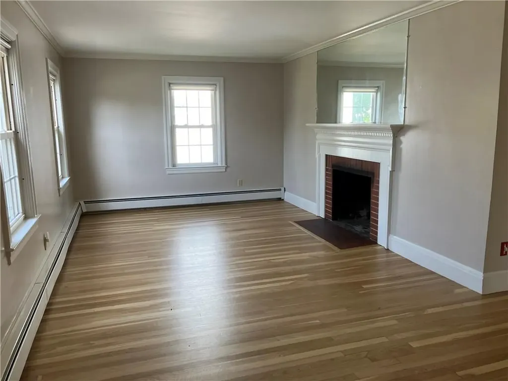 78 Edgemere Road Pawtucket RI 02861