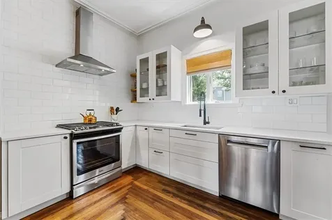 91 Armington Street Cranston RI 02905