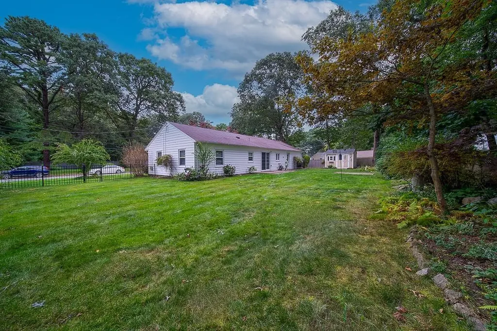 24 Darling Street Warwick RI 02886
