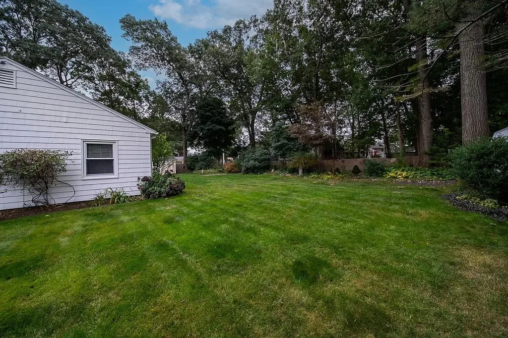 24 Darling Street Warwick RI 02886