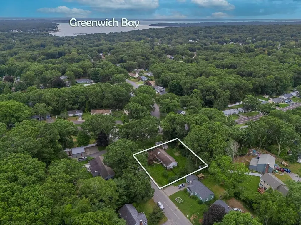 24 Darling Street Warwick RI 02886