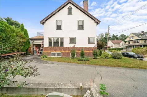 35 N Ballou Street Woonsocket RI 02895