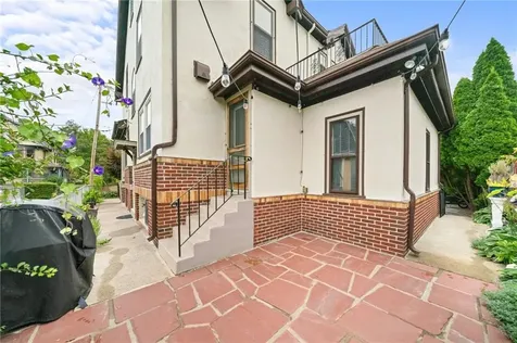 35 N Ballou Street Woonsocket RI 02895