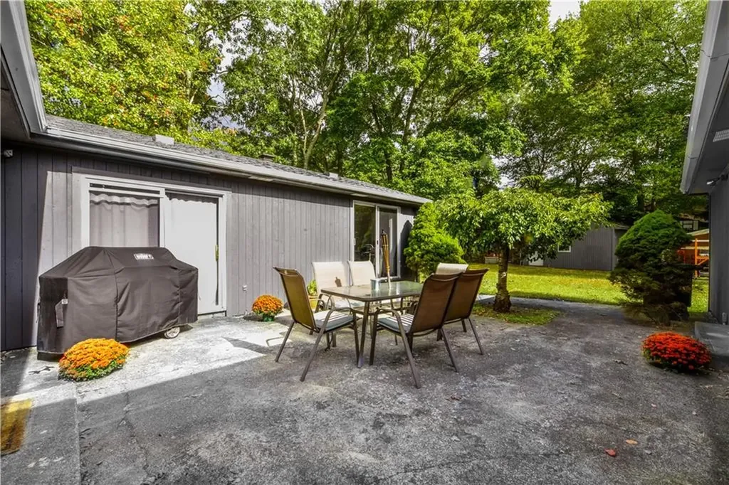 253 Station Street Coventry RI 02816