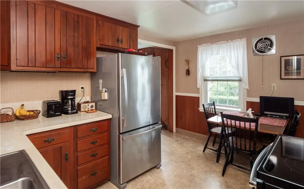 8 Stockton Drive Middletown RI 02842