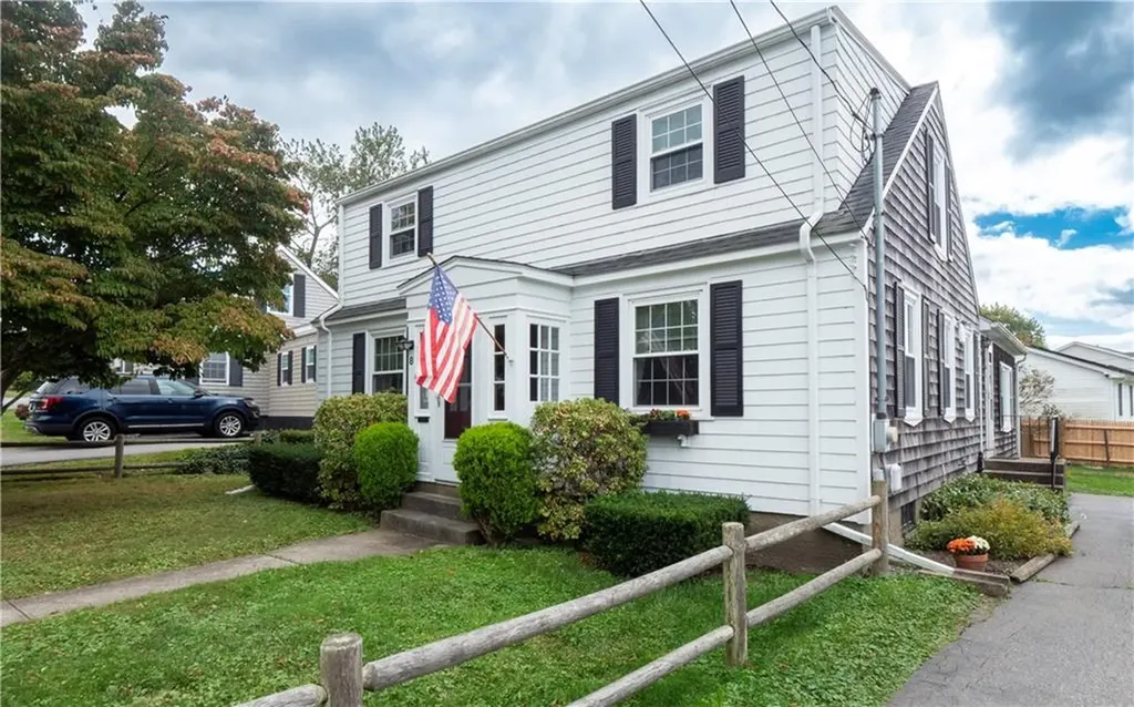 8 Stockton Drive Middletown RI 02842