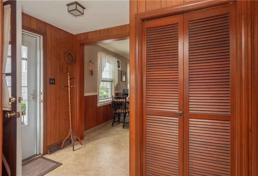 8 Stockton Drive Middletown RI 02842