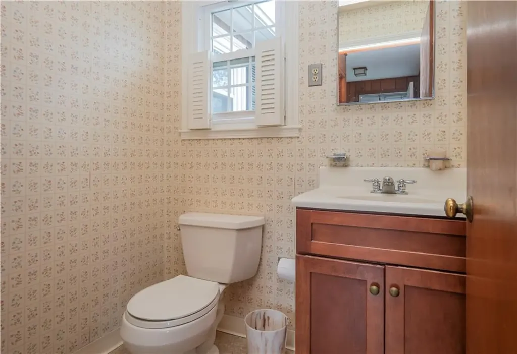 8 Stockton Drive Middletown RI 02842