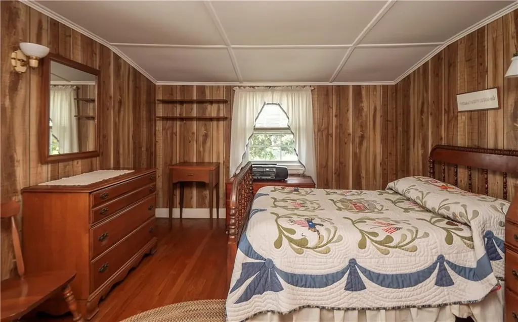 8 Stockton Drive Middletown RI 02842