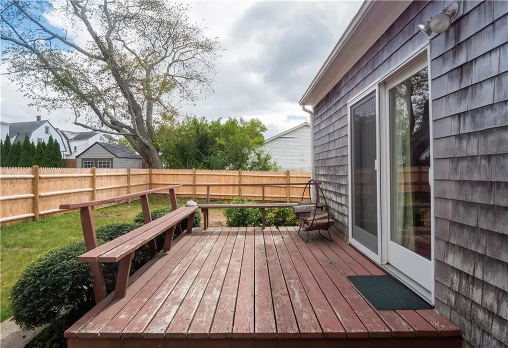 8 Stockton Drive Middletown RI 02842