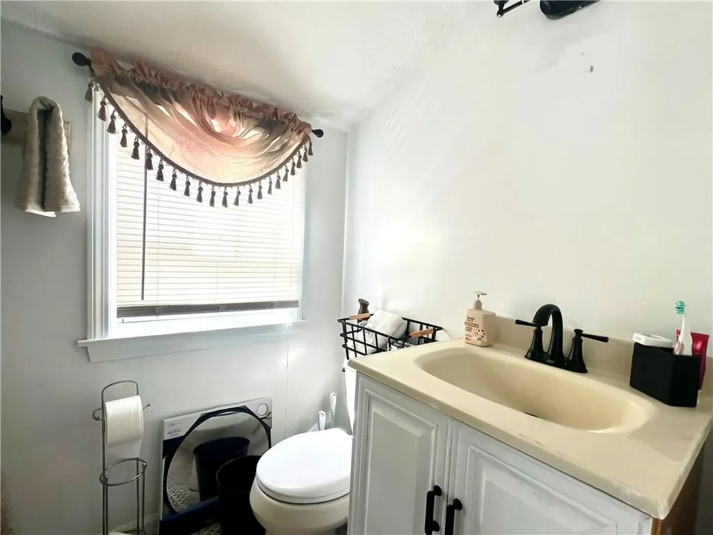 201 Mount Vernon Boulevard Pawtucket RI 02861