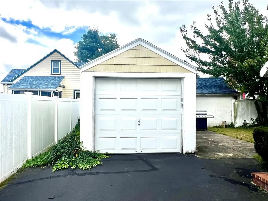 201 Mount Vernon Boulevard Pawtucket RI 02861