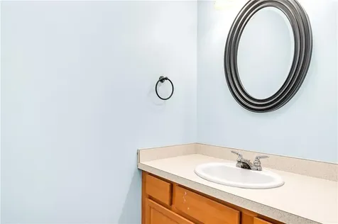 86 First Road Glocester RI 02814