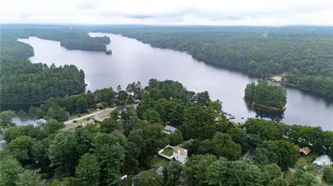 86 First Road Glocester RI 02814